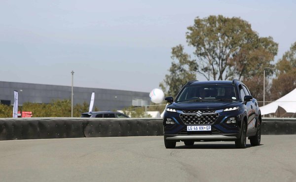 Can You Increase the Durability of a Land Rover Defender's Seat Covers for Off-Roading?